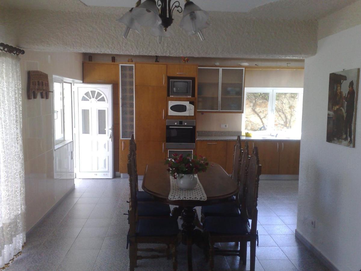 Room Villa Ribeiro Pilgrims Way To Santiago Bike A Garage For Marinhas Esposende Exteriör bild