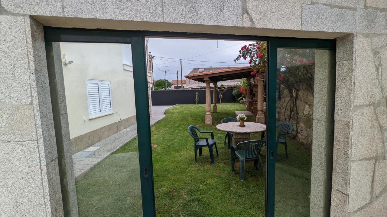 Room Villa Ribeiro Pilgrims Way To Santiago Bike A Garage For Marinhas Esposende Exteriör bild
