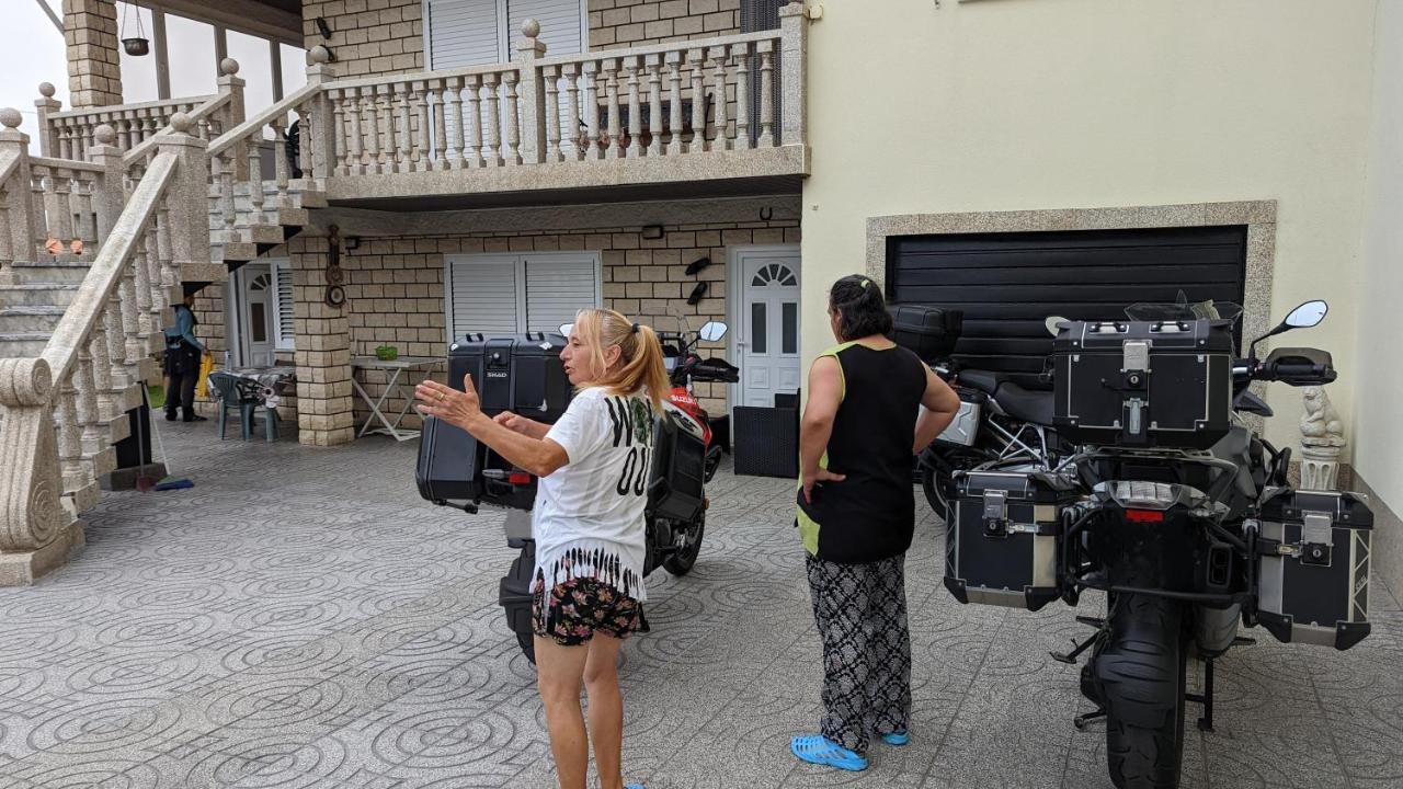 Room Villa Ribeiro Pilgrims Way To Santiago Bike A Garage For Marinhas Esposende Exteriör bild